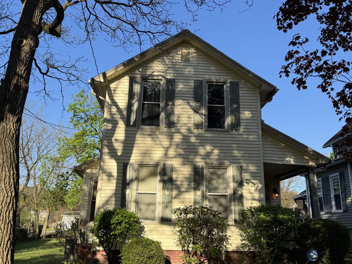 Traditional-Style Vinyl Siding Refresh - After